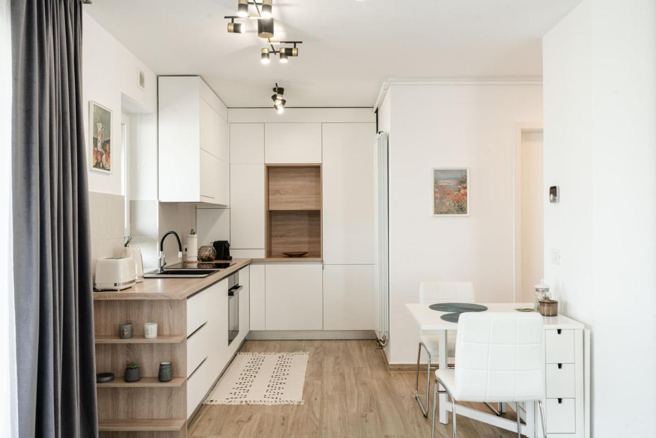 Apart B&V 701 Coresi - Luxury Mountain Haven Braşov Buitenkant foto